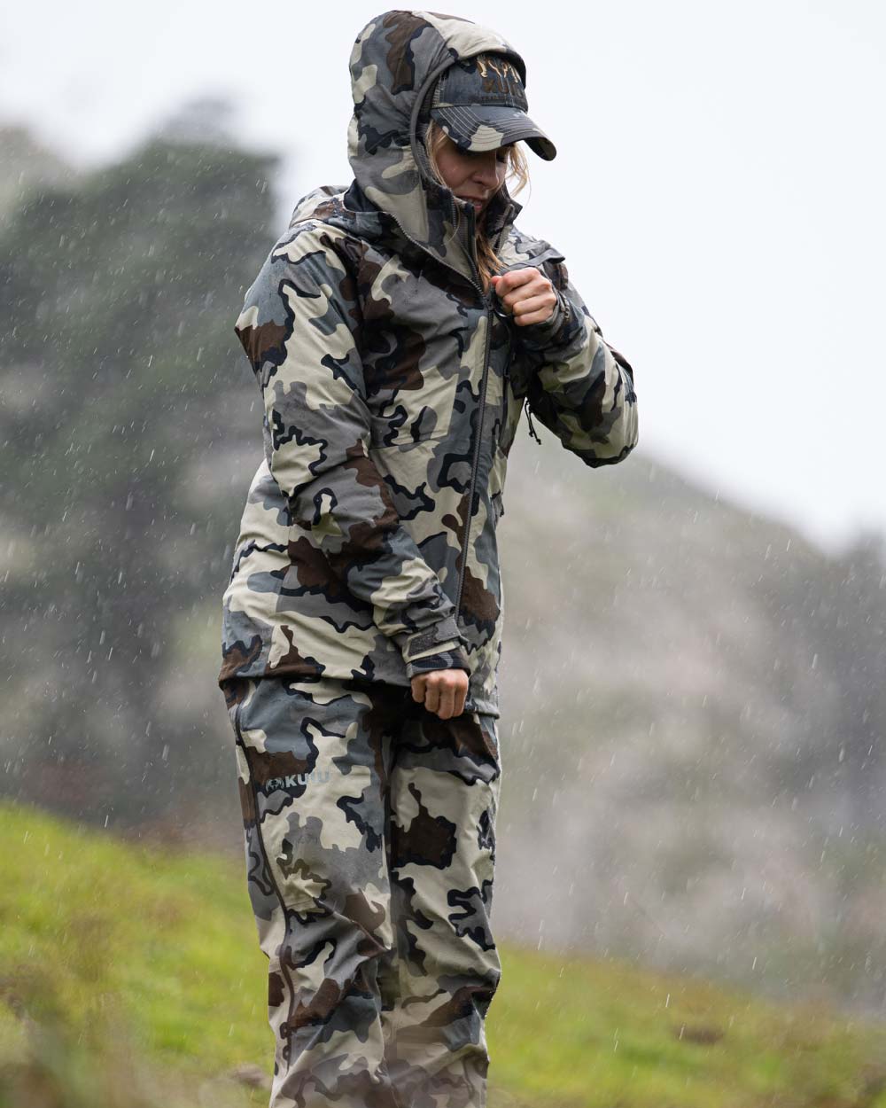 Women's Chugach TR Rain Jacket | Gunmetal - Image 6